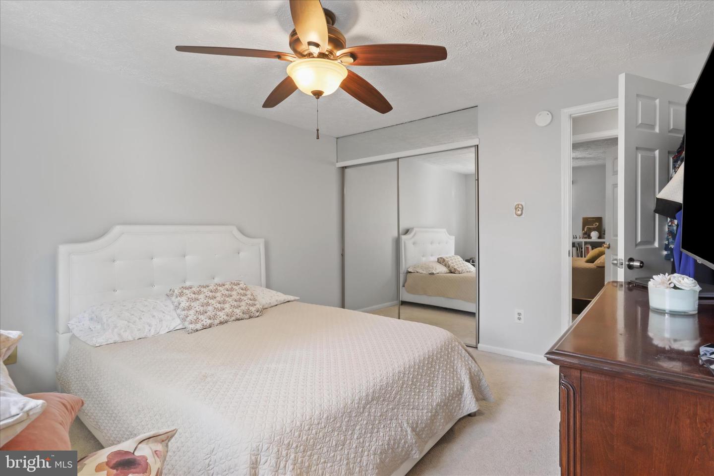 207 N LAURA ANNE DR, STERLING, Virginia 20164, 3 Bedrooms Bedrooms, ,3 BathroomsBathrooms,Residential,For sale,207 N LAURA ANNE DR,VALO2116026 MLS # VALO2116026