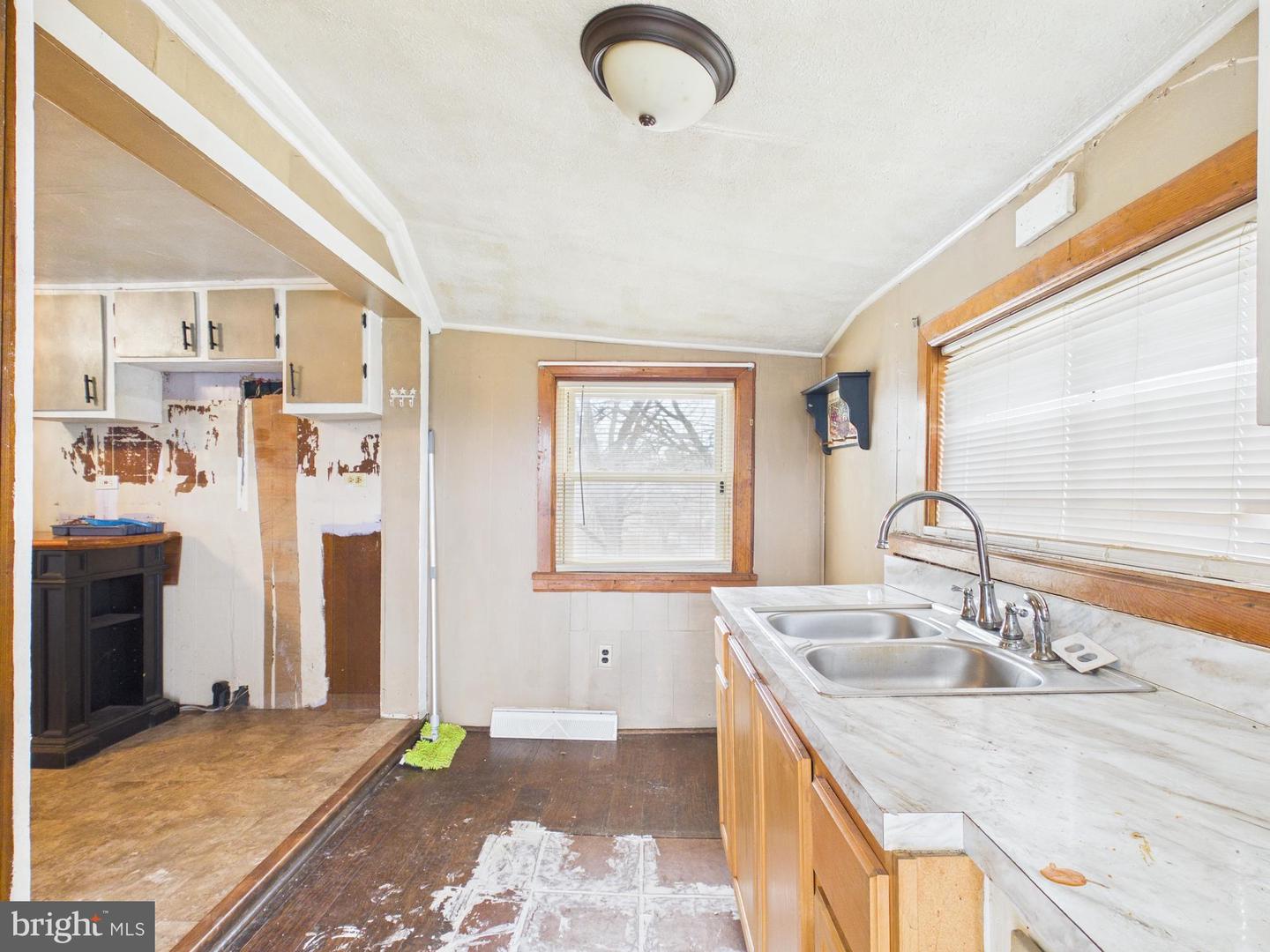 320 BETHEL GRANGE RD, WINCHESTER, Virginia 22603, 3 Bedrooms Bedrooms, 10 Rooms Rooms,1 BathroomBathrooms,Residential,For sale,320 BETHEL GRANGE RD,VAFV2039596 MLS # VAFV2039596