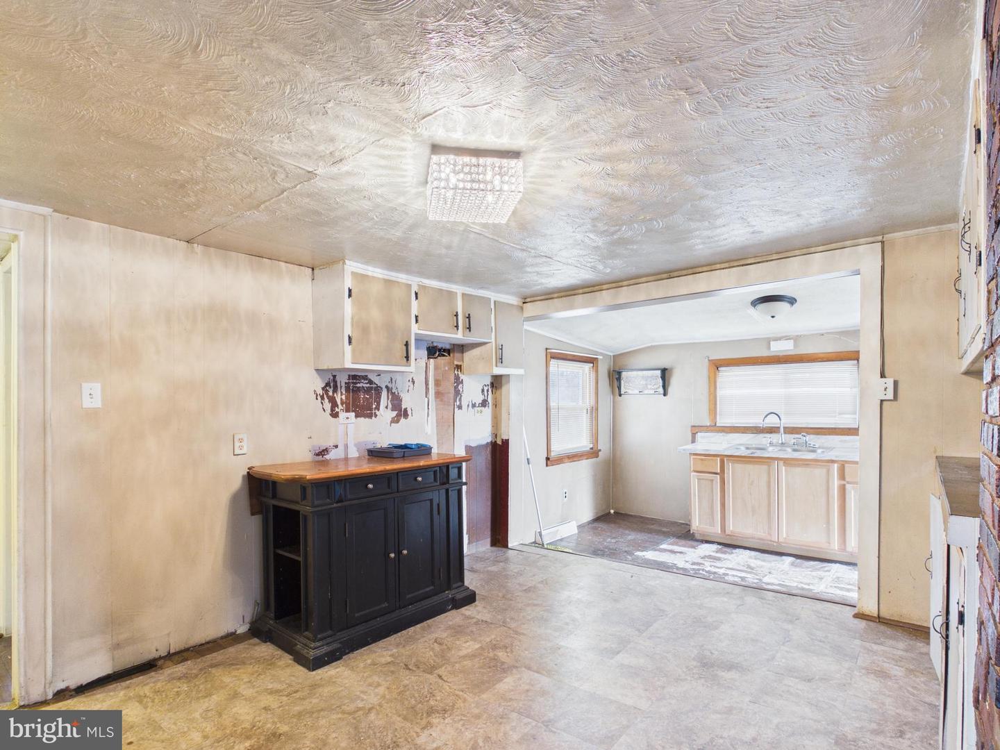 320 BETHEL GRANGE RD, WINCHESTER, Virginia 22603, 3 Bedrooms Bedrooms, 10 Rooms Rooms,1 BathroomBathrooms,Residential,For sale,320 BETHEL GRANGE RD,VAFV2039596 MLS # VAFV2039596