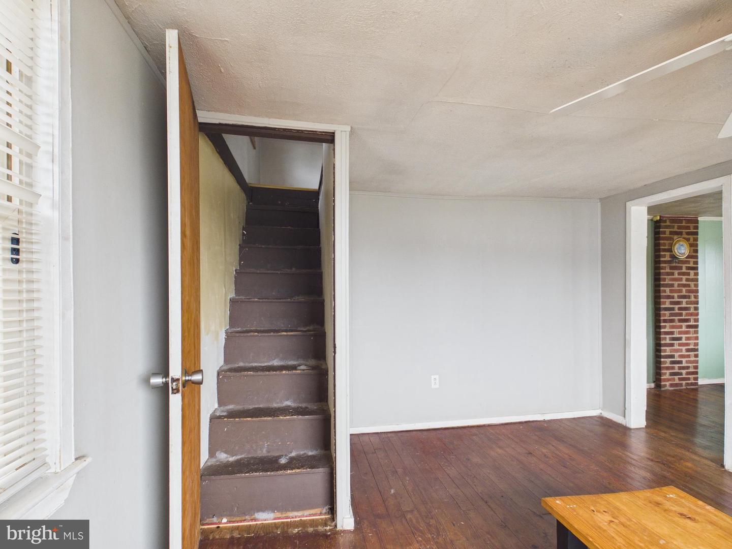 320 BETHEL GRANGE RD, WINCHESTER, Virginia 22603, 3 Bedrooms Bedrooms, 10 Rooms Rooms,1 BathroomBathrooms,Residential,For sale,320 BETHEL GRANGE RD,VAFV2039596 MLS # VAFV2039596