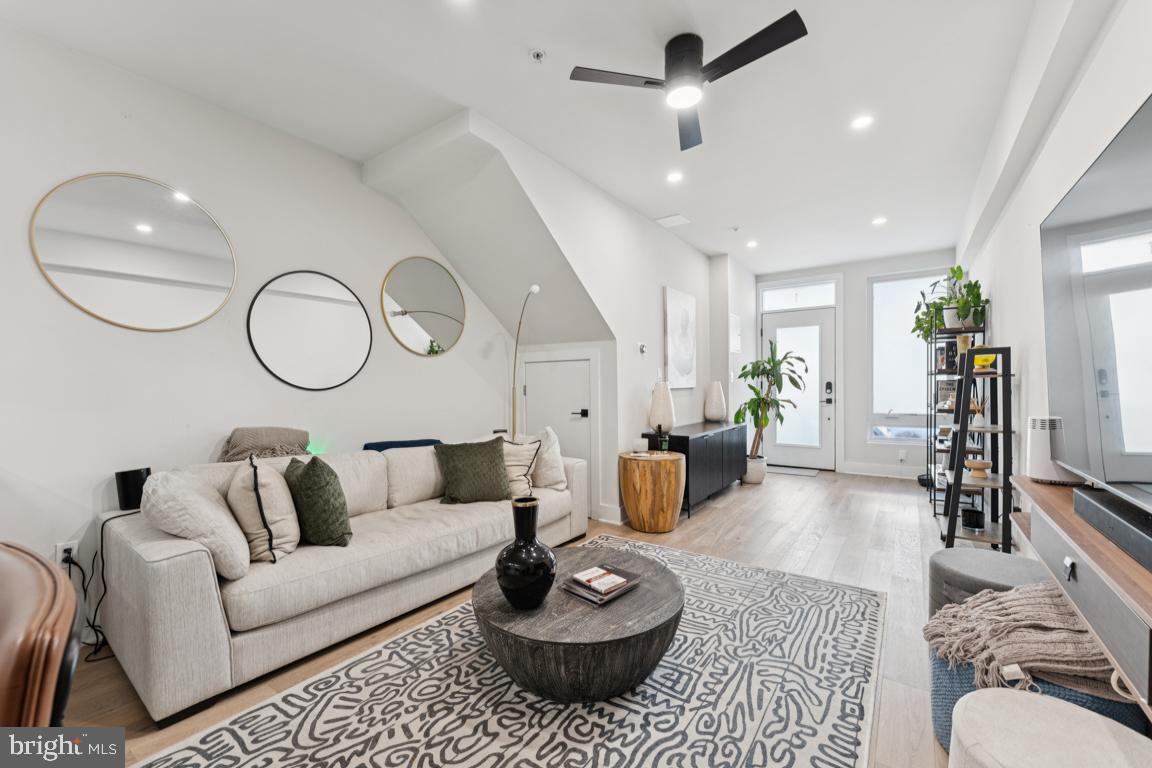 1921 CAPITOL AVE NE #1, WASHINGTON, District Of Columbia 20002, 3 Bedrooms Bedrooms, ,3 BathroomsBathrooms,Residential,For sale,1921 CAPITOL AVE NE #1,DCDC2246448 MLS # DCDC2246448