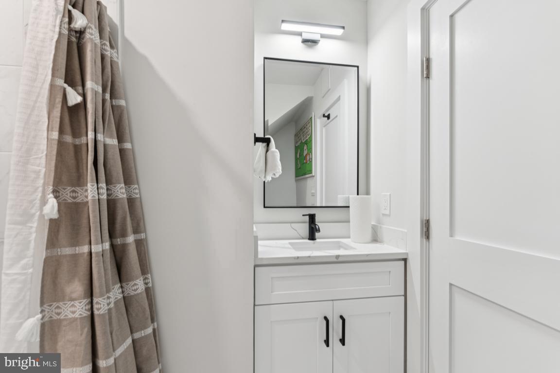 1921 CAPITOL AVE NE #1, WASHINGTON, District Of Columbia 20002, 3 Bedrooms Bedrooms, ,3 BathroomsBathrooms,Residential,For sale,1921 CAPITOL AVE NE #1,DCDC2246448 MLS # DCDC2246448