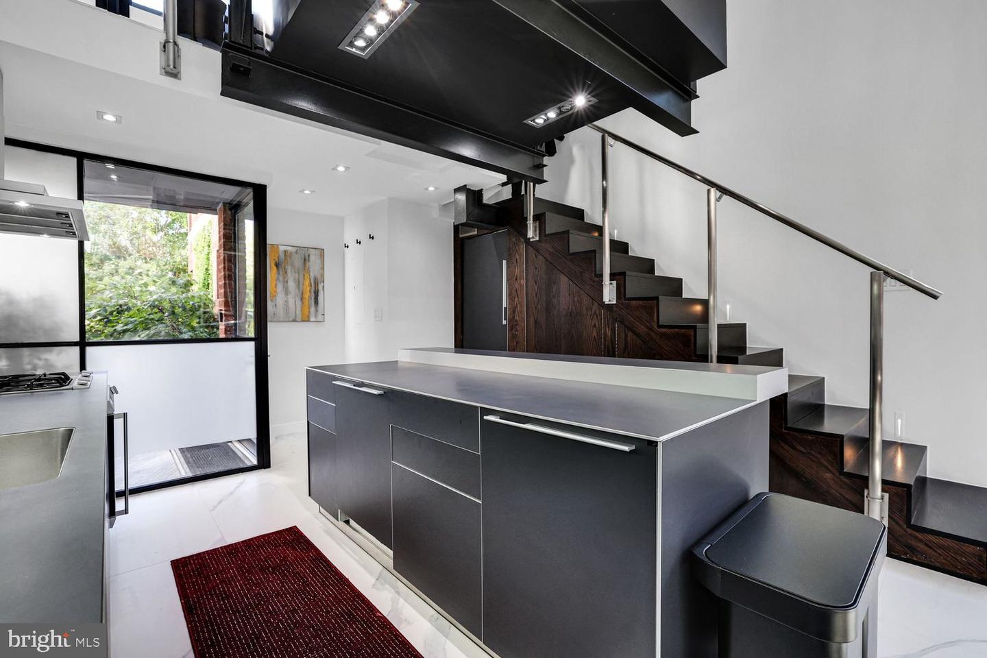 1630 19TH ST NW, WASHINGTON, District Of Columbia 20009, 4 Bedrooms Bedrooms, ,3 BathroomsBathrooms,Residential,For sale,1630 19TH ST NW,DCDC2246450 MLS # DCDC2246450