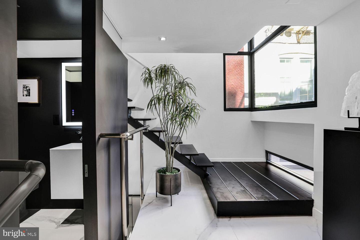 1630 19TH ST NW, WASHINGTON, District Of Columbia 20009, 4 Bedrooms Bedrooms, ,3 BathroomsBathrooms,Residential,For sale,1630 19TH ST NW,DCDC2246450 MLS # DCDC2246450