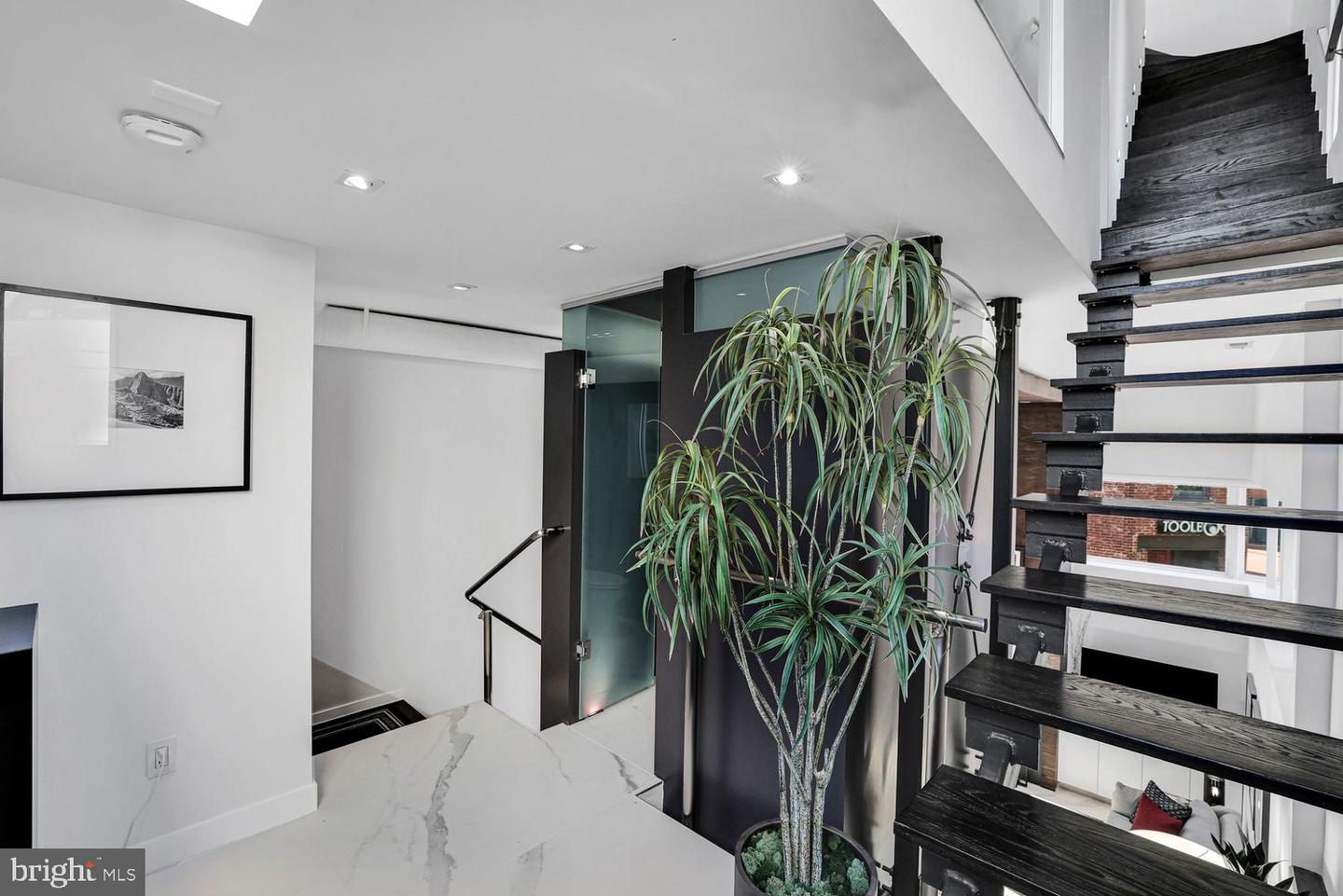 1630 19TH ST NW, WASHINGTON, District Of Columbia 20009, 4 Bedrooms Bedrooms, ,3 BathroomsBathrooms,Residential,For sale,1630 19TH ST NW,DCDC2246450 MLS # DCDC2246450