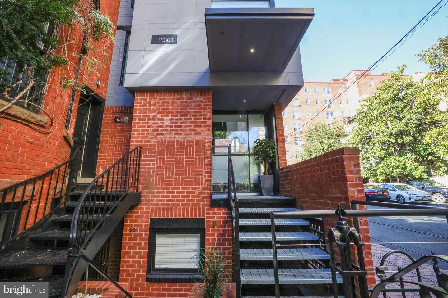 1630 19TH ST NW, WASHINGTON, District Of Columbia 20009, 4 Bedrooms Bedrooms, ,3 BathroomsBathrooms,Residential,For sale,1630 19TH ST NW,DCDC2246450 MLS # DCDC2246450