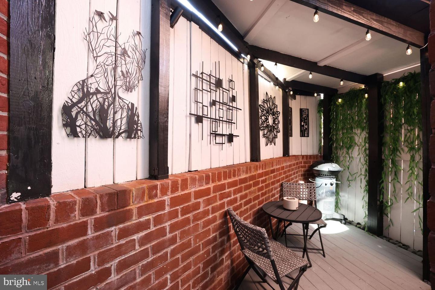 1630 19TH ST NW, WASHINGTON, District Of Columbia 20009, 4 Bedrooms Bedrooms, ,3 BathroomsBathrooms,Residential,For sale,1630 19TH ST NW,DCDC2246450 MLS # DCDC2246450