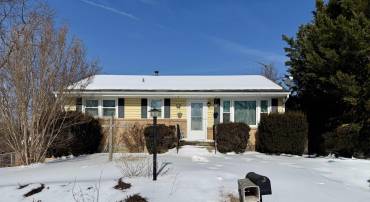 2405 BARE ST, STAUNTON, Virginia 24401, 2 Bedrooms Bedrooms, ,1 BathroomBathrooms,Residential,For sale,2405 BARE ST,673343 MLS # 673343