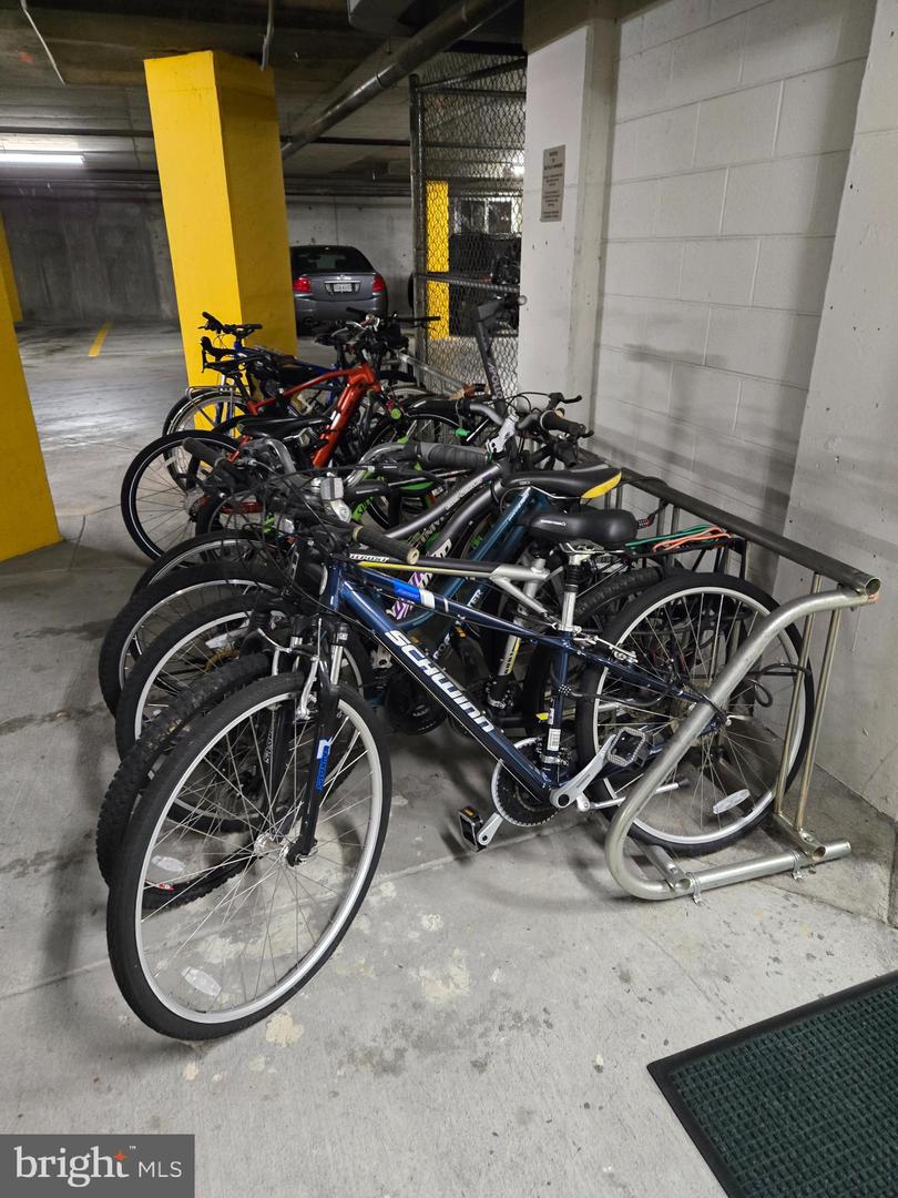 11800 SUNSET HILLS RD #509, RESTON, Virginia 20190, 1 Bedroom Bedrooms, ,1 BathroomBathrooms,Residential,For sale,11800 SUNSET HILLS RD #509,VAFX2291364 MLS # VAFX2291364