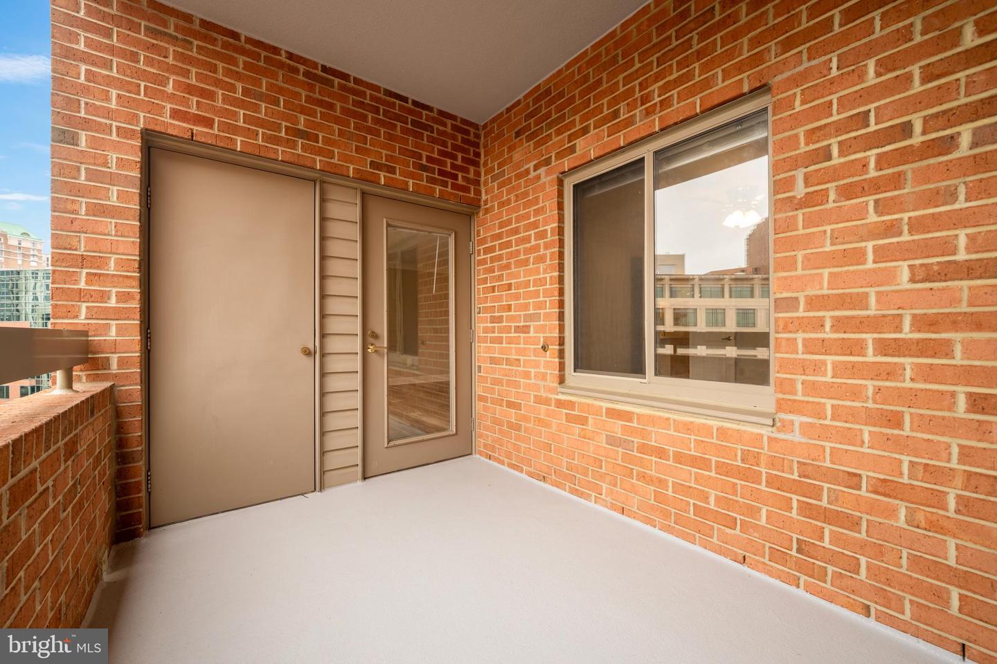 1050 STUART ST N #716, ARLINGTON, Virginia 22201, 2 Bedrooms Bedrooms, ,2 BathroomsBathrooms,Residential,For sale,1050 STUART ST N #716,VAAR2068974 MLS # VAAR2068974