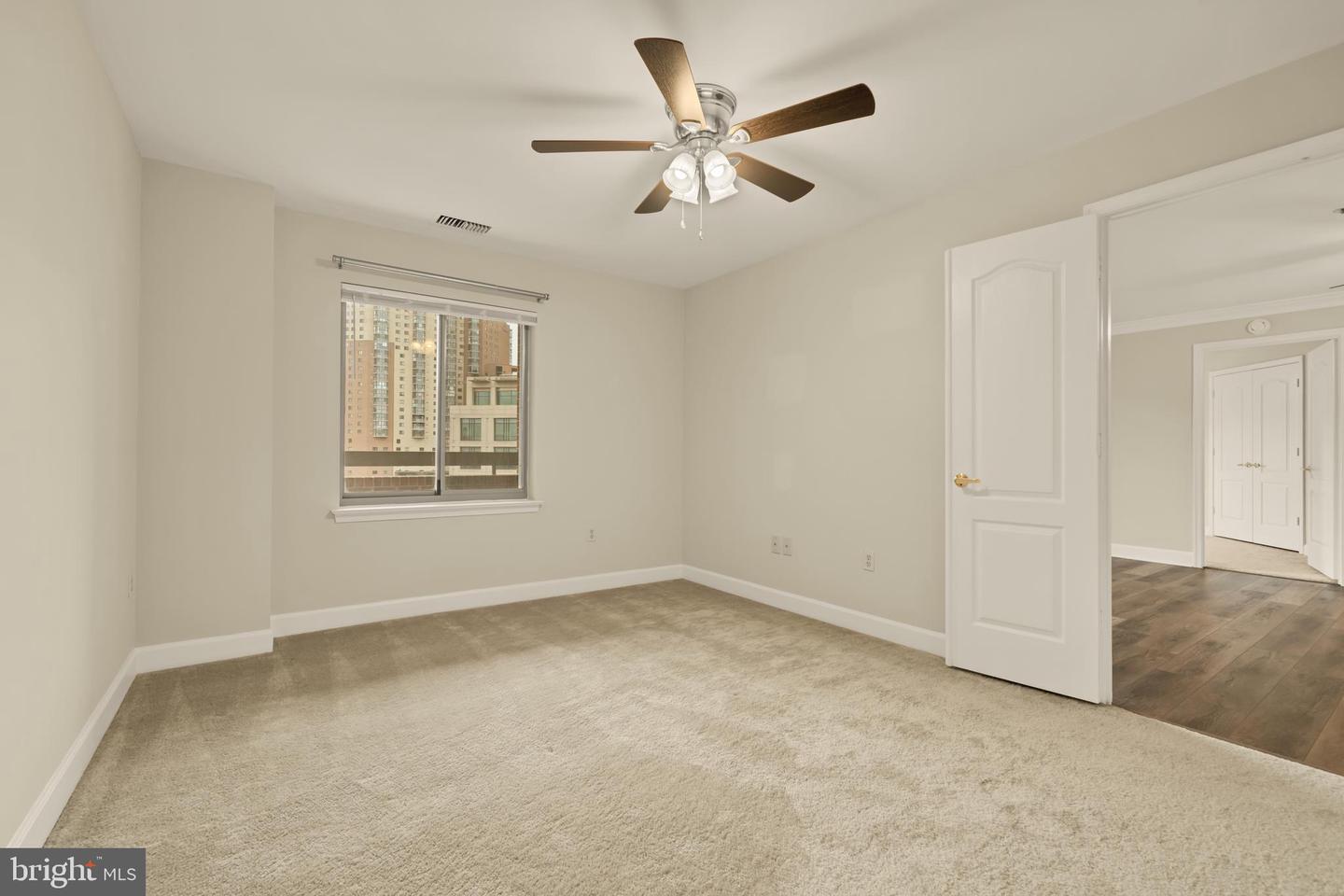 1050 STUART ST N #716, ARLINGTON, Virginia 22201, 2 Bedrooms Bedrooms, ,2 BathroomsBathrooms,Residential,For sale,1050 STUART ST N #716,VAAR2068974 MLS # VAAR2068974