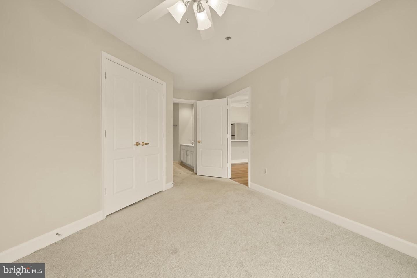 1050 STUART ST N #716, ARLINGTON, Virginia 22201, 2 Bedrooms Bedrooms, ,2 BathroomsBathrooms,Residential,For sale,1050 STUART ST N #716,VAAR2068974 MLS # VAAR2068974