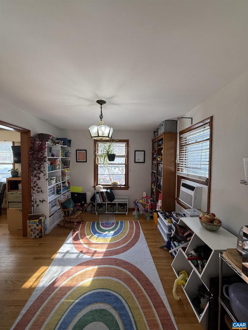 908 BELMORE AVE, STAUNTON, Virginia 24401, 3 Bedrooms Bedrooms, ,1 BathroomBathrooms,Residential,For sale,908 BELMORE AVE,673346 MLS # 673346