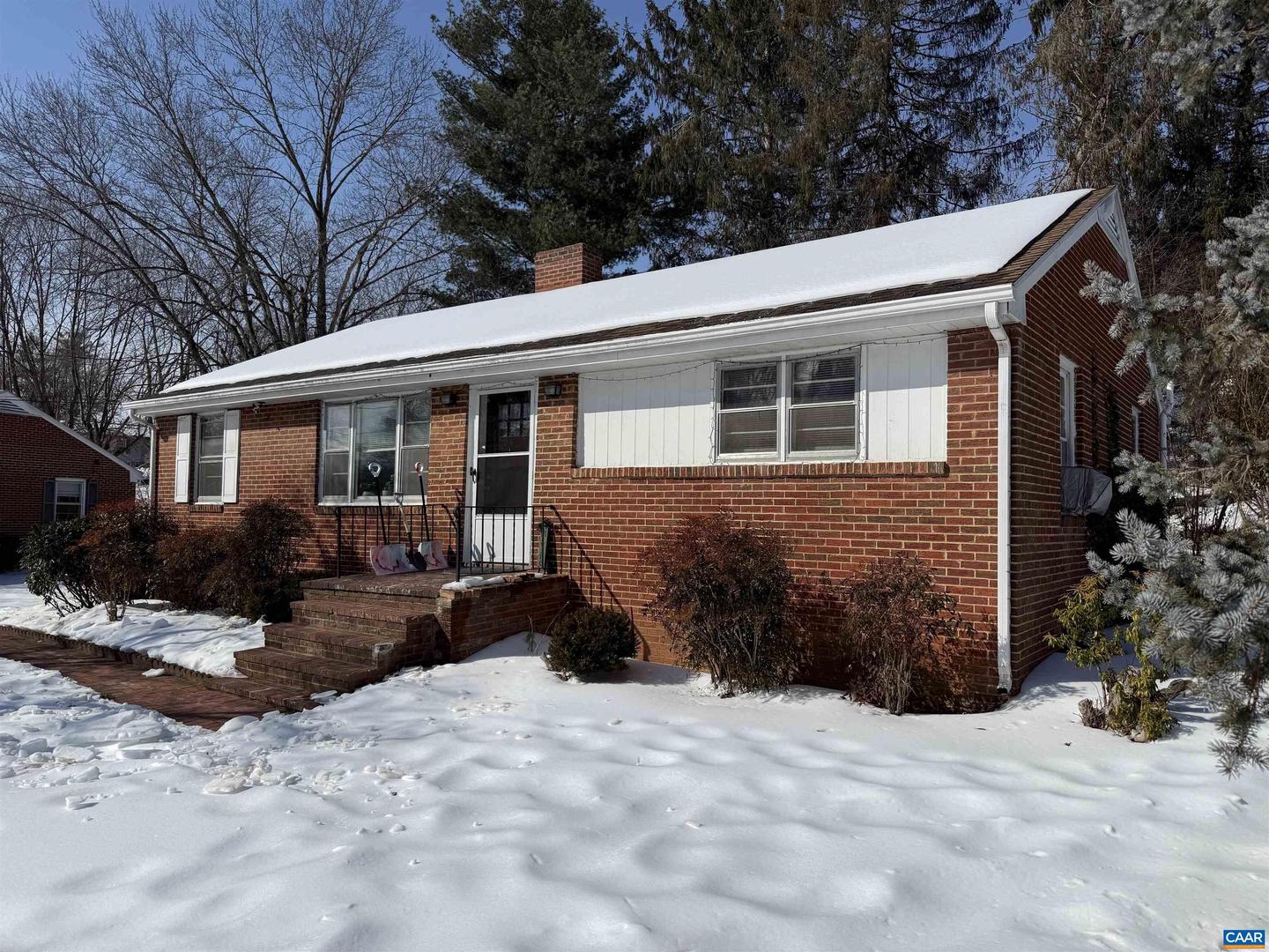 908 BELMORE AVE, STAUNTON, Virginia 24401, 3 Bedrooms Bedrooms, ,1 BathroomBathrooms,Residential,For sale,908 BELMORE AVE,673346 MLS # 673346