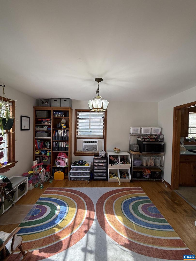 908 BELMORE AVE, STAUNTON, Virginia 24401, 3 Bedrooms Bedrooms, ,1 BathroomBathrooms,Residential,For sale,908 BELMORE AVE,673346 MLS # 673346