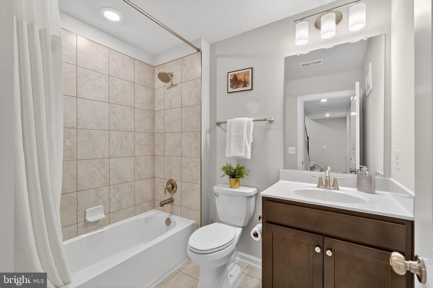 5684 STEPHANIE TESSA WAY #54, ALEXANDRIA, Virginia 22303, 3 Bedrooms Bedrooms, ,2 BathroomsBathrooms,Residential,For sale,5684 STEPHANIE TESSA WAY #54,VAFX2291414 MLS # VAFX2291414