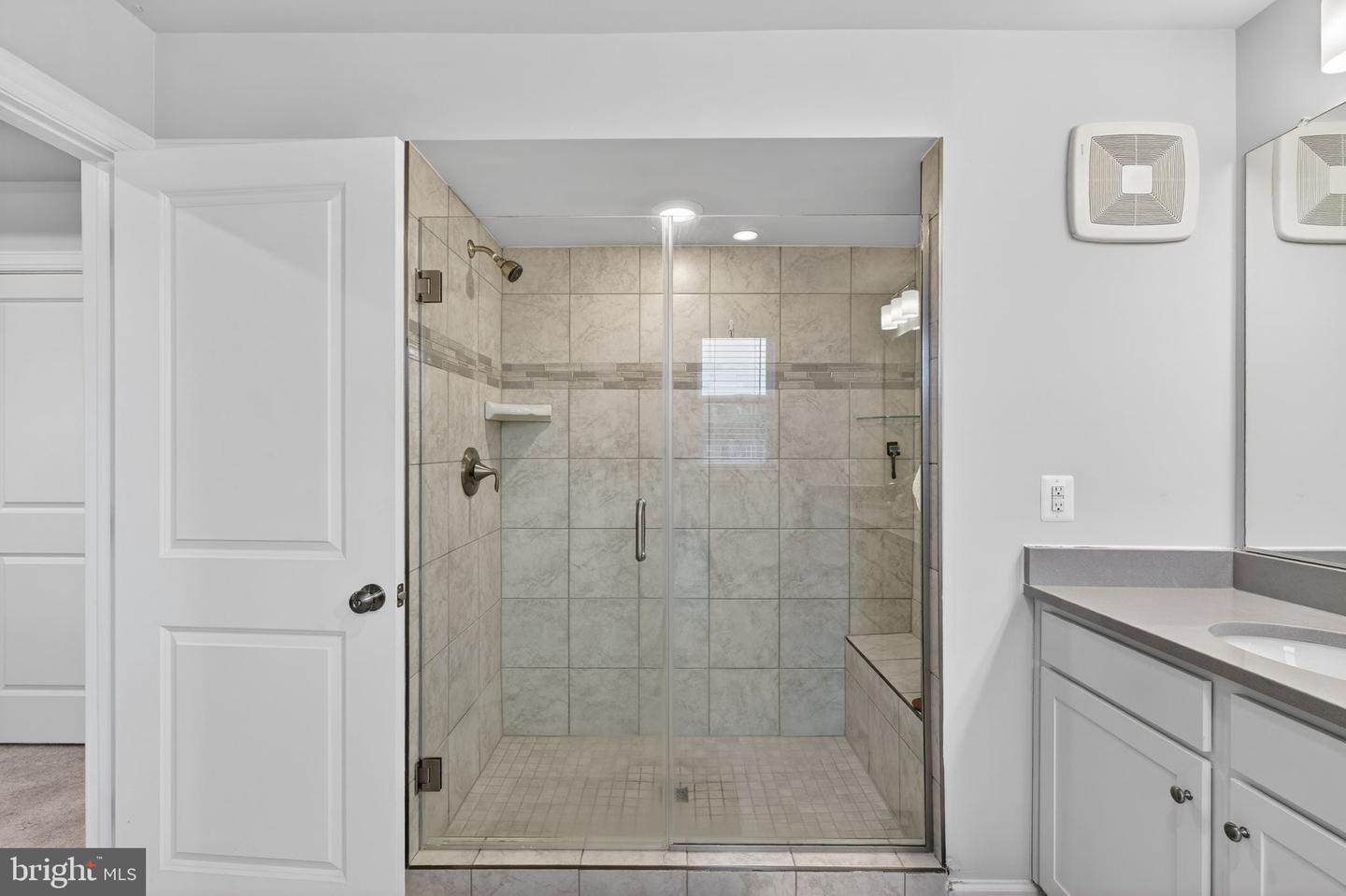 5684 STEPHANIE TESSA WAY #54, ALEXANDRIA, Virginia 22303, 3 Bedrooms Bedrooms, ,2 BathroomsBathrooms,Residential,For sale,5684 STEPHANIE TESSA WAY #54,VAFX2291414 MLS # VAFX2291414