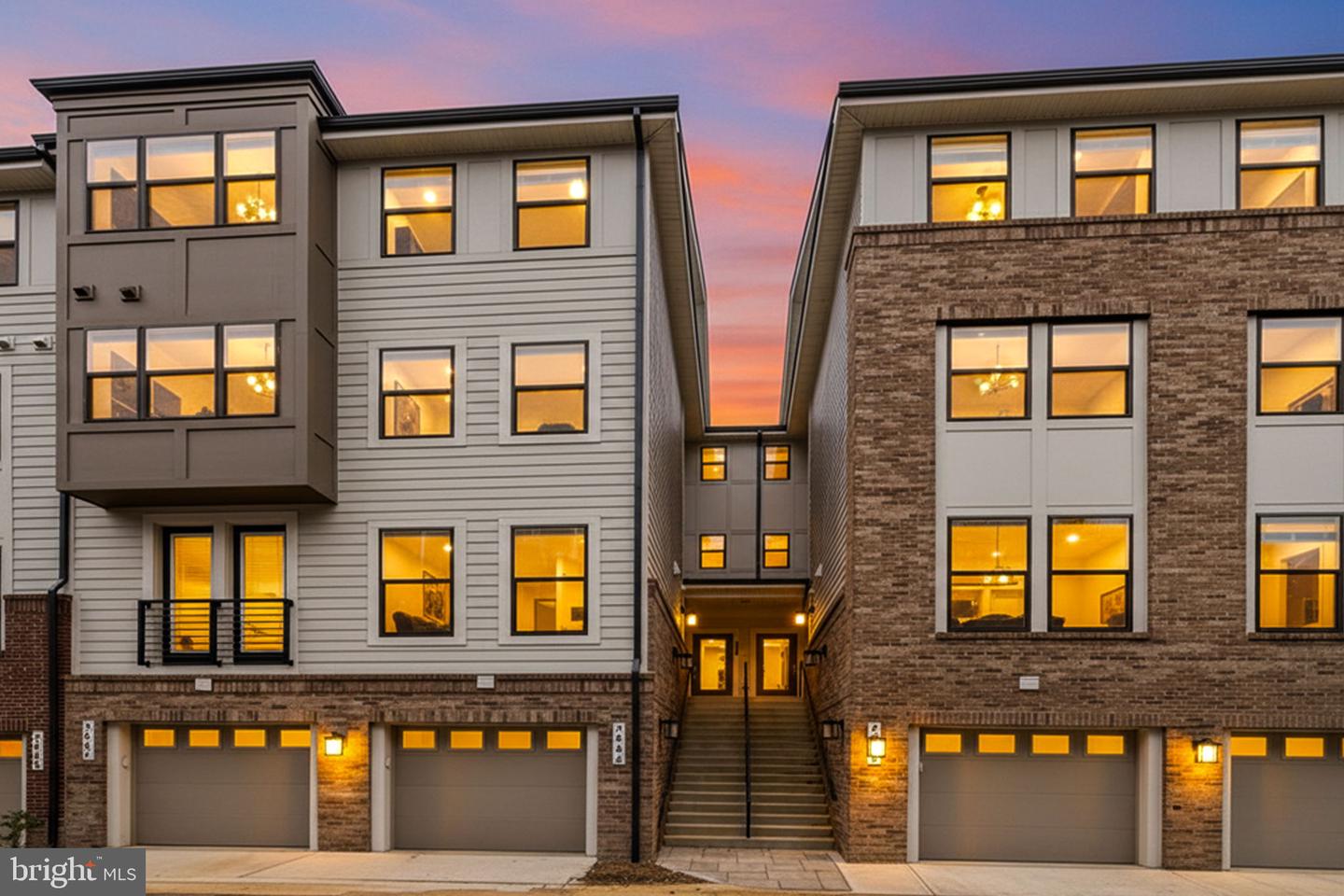 5684 STEPHANIE TESSA WAY #54, ALEXANDRIA, Virginia 22303, 3 Bedrooms Bedrooms, ,2 BathroomsBathrooms,Residential,For sale,5684 STEPHANIE TESSA WAY #54,VAFX2291414 MLS # VAFX2291414