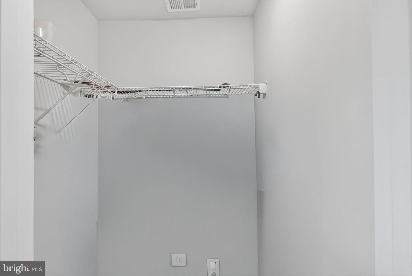 5684 STEPHANIE TESSA WAY #54, ALEXANDRIA, Virginia 22303, 3 Bedrooms Bedrooms, ,2 BathroomsBathrooms,Residential,For sale,5684 STEPHANIE TESSA WAY #54,VAFX2291414 MLS # VAFX2291414