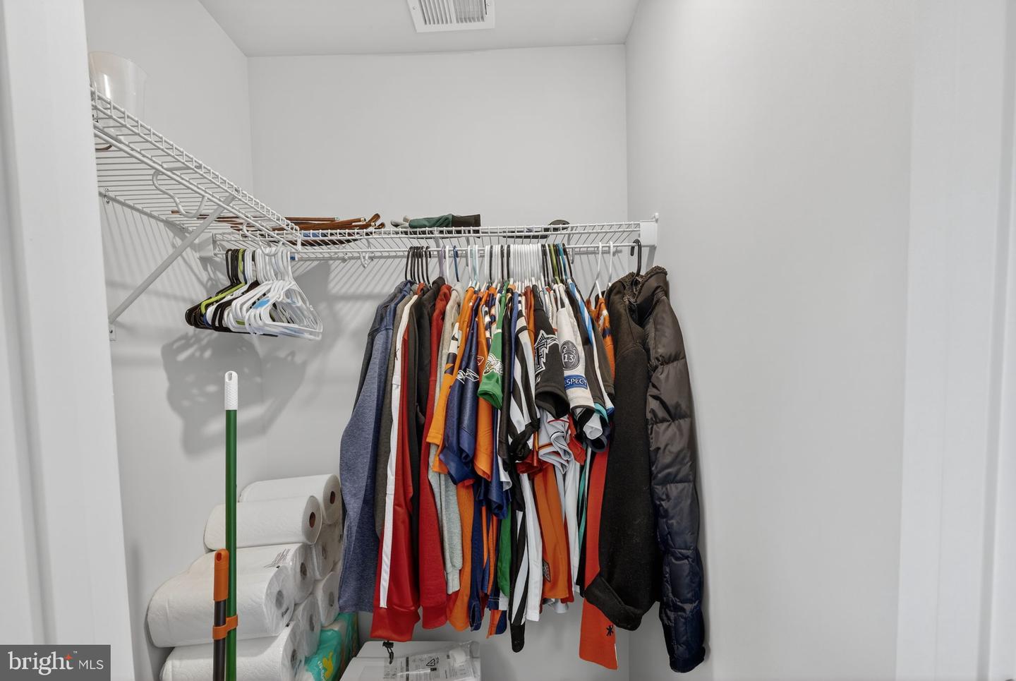 5684 STEPHANIE TESSA WAY #54, ALEXANDRIA, Virginia 22303, 3 Bedrooms Bedrooms, ,2 BathroomsBathrooms,Residential,For sale,5684 STEPHANIE TESSA WAY #54,VAFX2291414 MLS # VAFX2291414