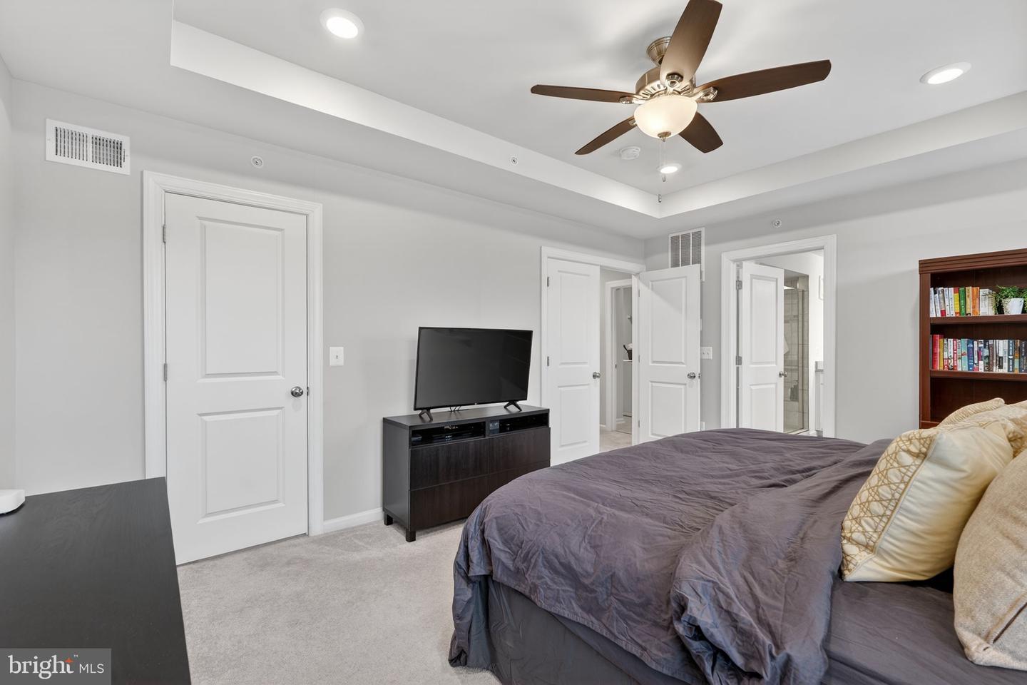 5684 STEPHANIE TESSA WAY #54, ALEXANDRIA, Virginia 22303, 3 Bedrooms Bedrooms, ,2 BathroomsBathrooms,Residential,For sale,5684 STEPHANIE TESSA WAY #54,VAFX2291414 MLS # VAFX2291414