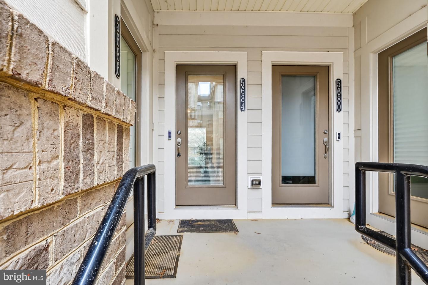 5684 STEPHANIE TESSA WAY #54, ALEXANDRIA, Virginia 22303, 3 Bedrooms Bedrooms, ,2 BathroomsBathrooms,Residential,For sale,5684 STEPHANIE TESSA WAY #54,VAFX2291414 MLS # VAFX2291414