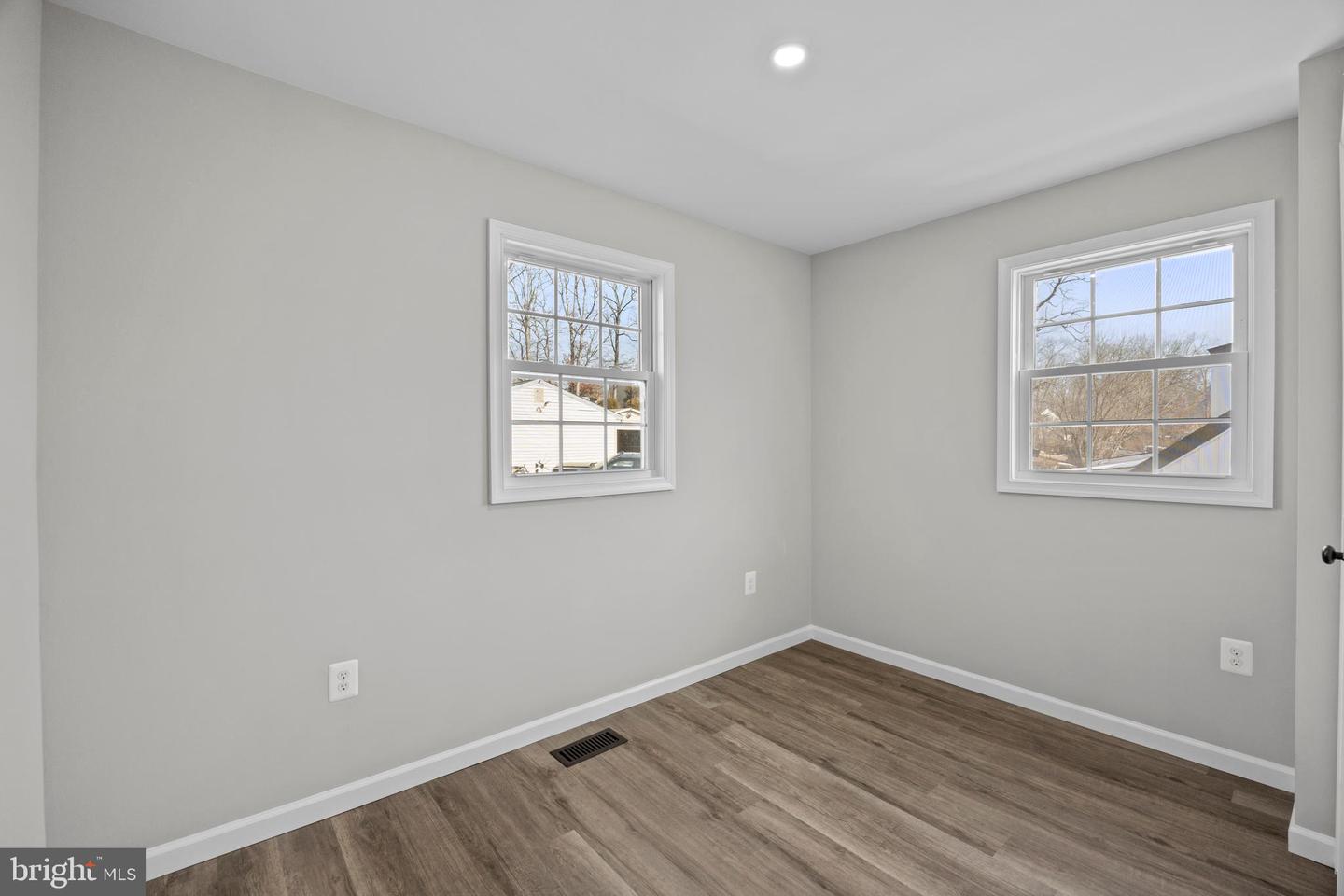 186 LAMBERT DR, MANASSAS PARK, Virginia 20111, 4 Bedrooms Bedrooms, 11 Rooms Rooms,3 BathroomsBathrooms,Residential,For sale,186 LAMBERT DR,VAMP2003710 MLS # VAMP2003710 186 LAMBERT DR, MANASSAS PARK, Virginia 20111, 4 Bedrooms Bedrooms, 11 Rooms Rooms,3 BathroomsBathrooms,Residential,For sale,186 LAMBERT DR,VAMP2003710 MLS # VAMP2003710