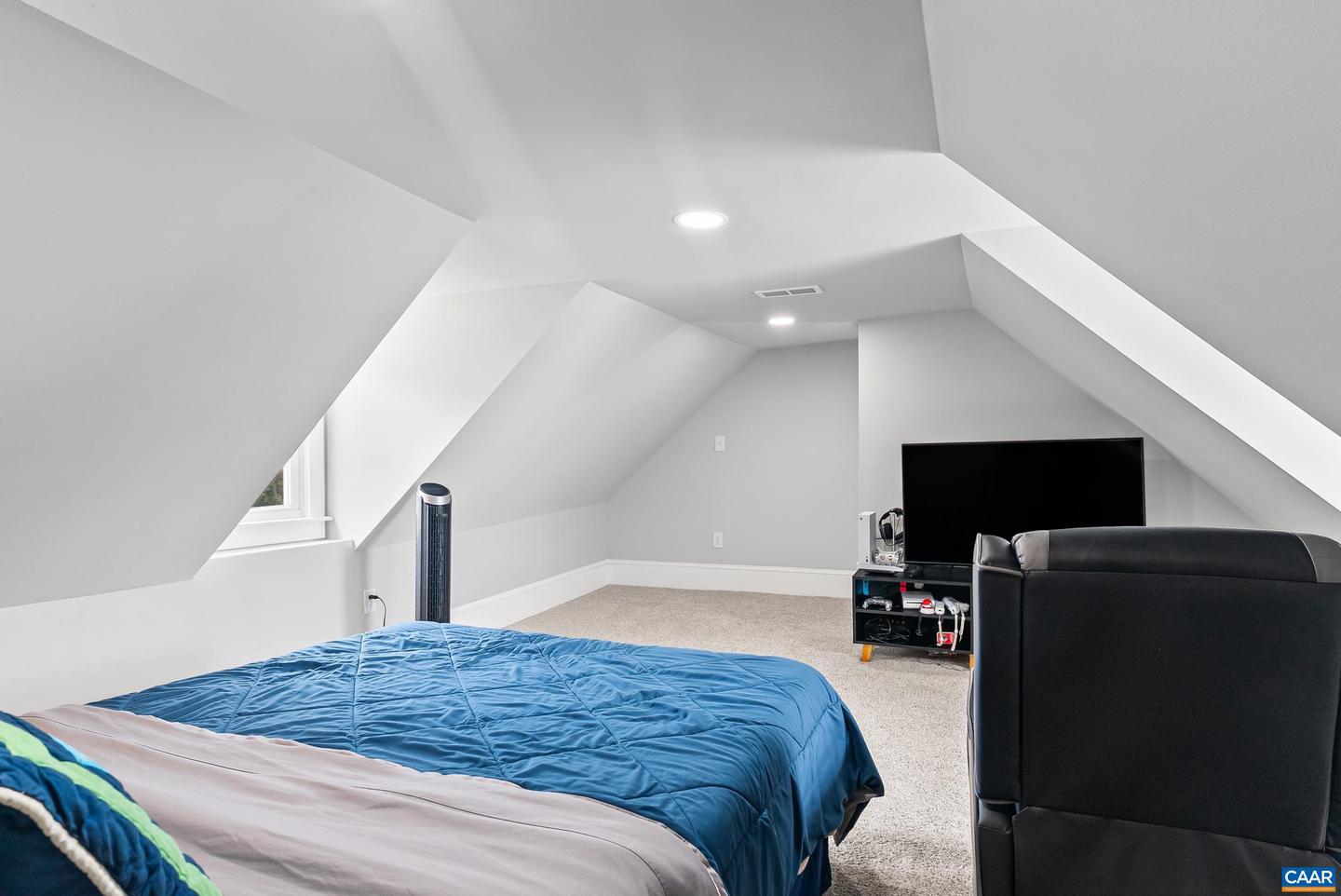 260 N MAIN ST, AMHERST, Virginia 24521, 3 Bedrooms Bedrooms, ,2 BathroomsBathrooms,Residential,For sale,260 N MAIN ST,673353 MLS # 673353