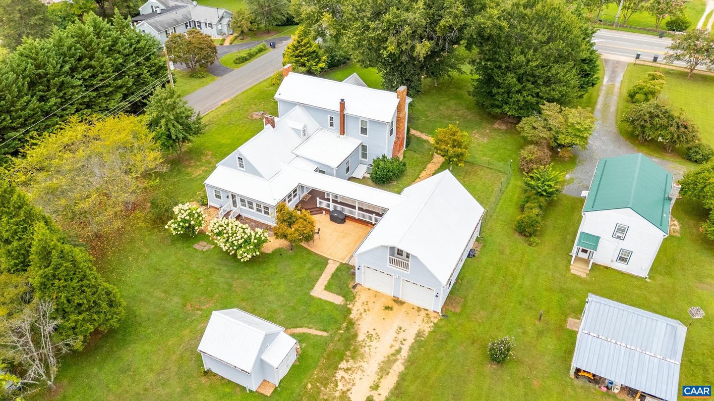 260 N MAIN ST, AMHERST, Virginia 24521, 3 Bedrooms Bedrooms, ,2 BathroomsBathrooms,Residential,For sale,260 N MAIN ST,673353 MLS # 673353