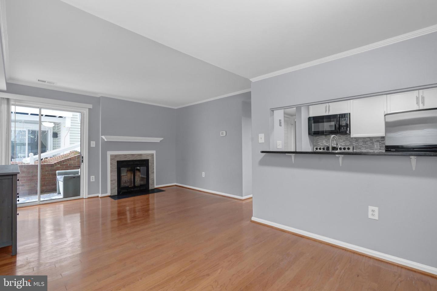 2905 S WOODLEY ST #A, ARLINGTON, Virginia 22206, 2 Bedrooms Bedrooms, 4 Rooms Rooms,1 BathroomBathrooms,Residential,For sale,2905 S WOODLEY ST #A,VAAR2068992 MLS # VAAR2068992