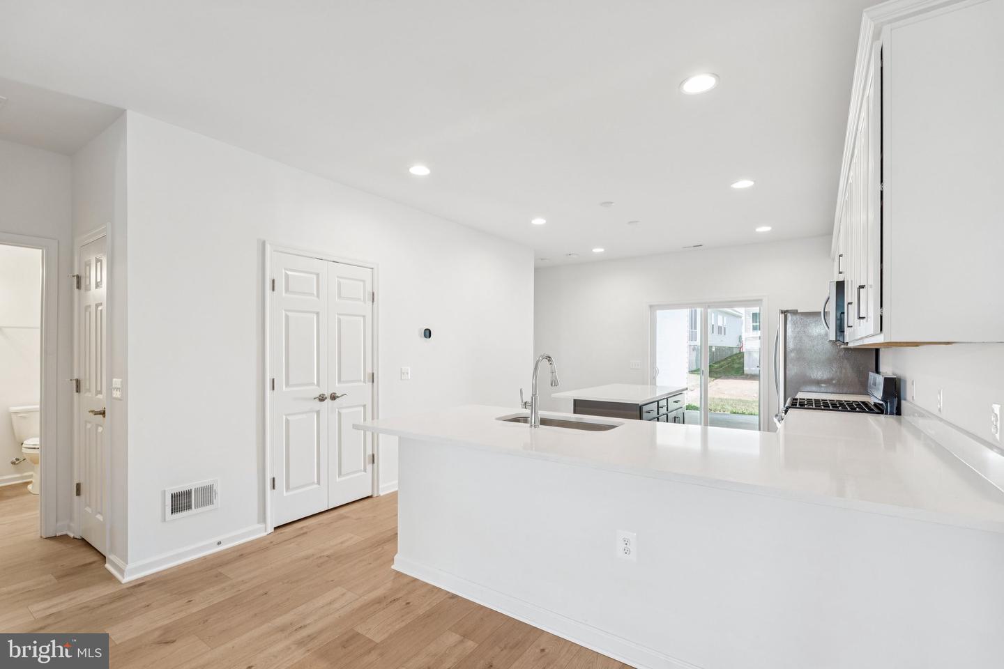 105 CASTAWAY, WINCHESTER, Virginia 22603, 3 Bedrooms Bedrooms, ,2 BathroomsBathrooms,Residential,For sale,105 CASTAWAY,VAFV2039606 MLS # VAFV2039606