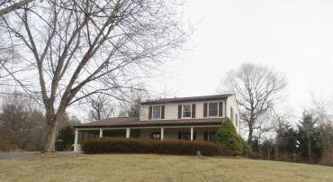 24660 JAMES MONROE, ALDIE, Virginia 20105, 4 Bedrooms Bedrooms, 7 Rooms Rooms,2 BathroomsBathrooms,Residential,For sale,24660 JAMES MONROE,VALO2116090 MLS # VALO2116090