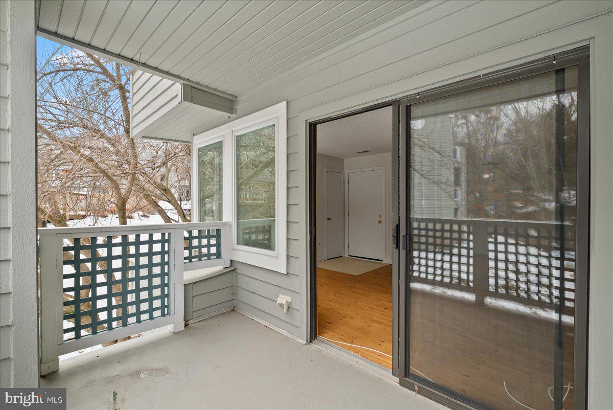 11719-D SUMMERCHASE CIR, RESTON, Virginia 20194, 2 Bedrooms Bedrooms, ,1 BathroomBathrooms,Residential,For sale,11719-D SUMMERCHASE CIR,VAFX2291450 MLS # VAFX2291450 11719-D SUMMERCHASE CIR, RESTON, Virginia 20194, 2 Bedrooms Bedrooms, ,1 BathroomBathrooms,Residential,For sale,11719-D SUMMERCHASE CIR,VAFX2291450 MLS # VAFX2291450