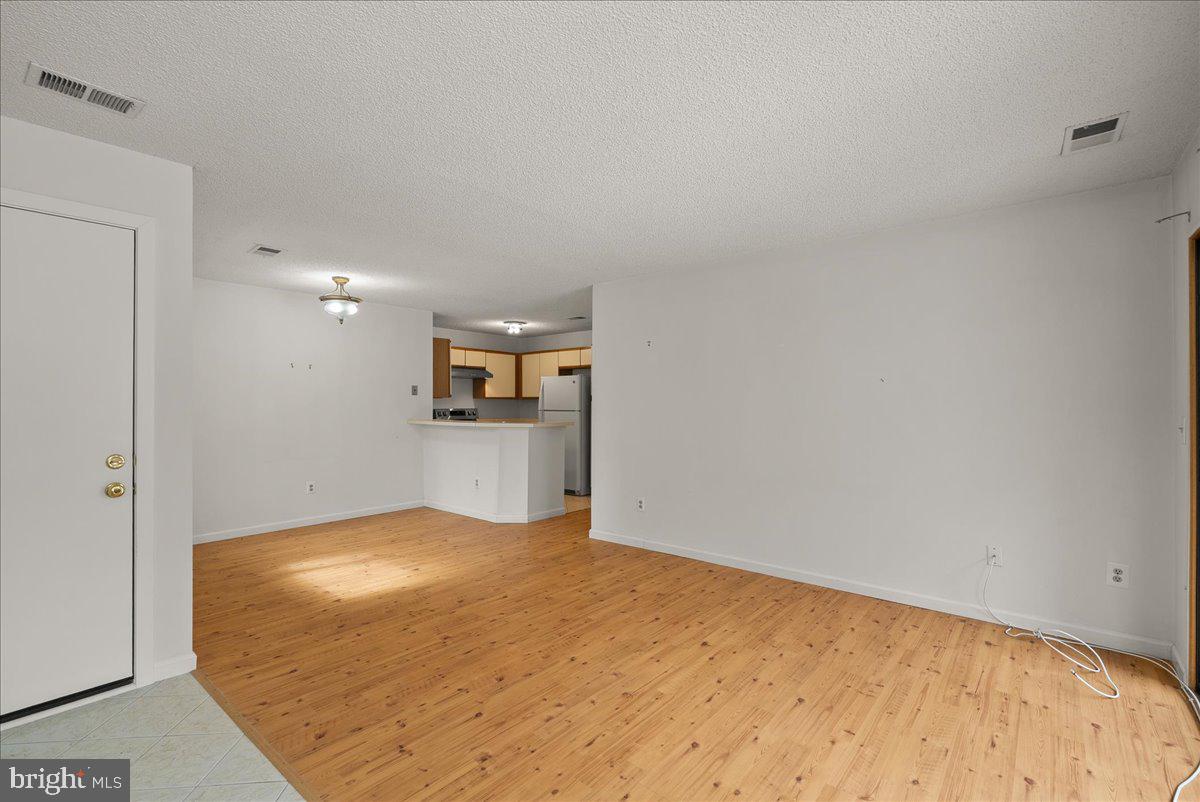 11719-D SUMMERCHASE CIR, RESTON, Virginia 20194, 2 Bedrooms Bedrooms, ,1 BathroomBathrooms,Residential,For sale,11719-D SUMMERCHASE CIR,VAFX2291450 MLS # VAFX2291450 11719-D SUMMERCHASE CIR, RESTON, Virginia 20194, 2 Bedrooms Bedrooms, ,1 BathroomBathrooms,Residential,For sale,11719-D SUMMERCHASE CIR,VAFX2291450 MLS # VAFX2291450