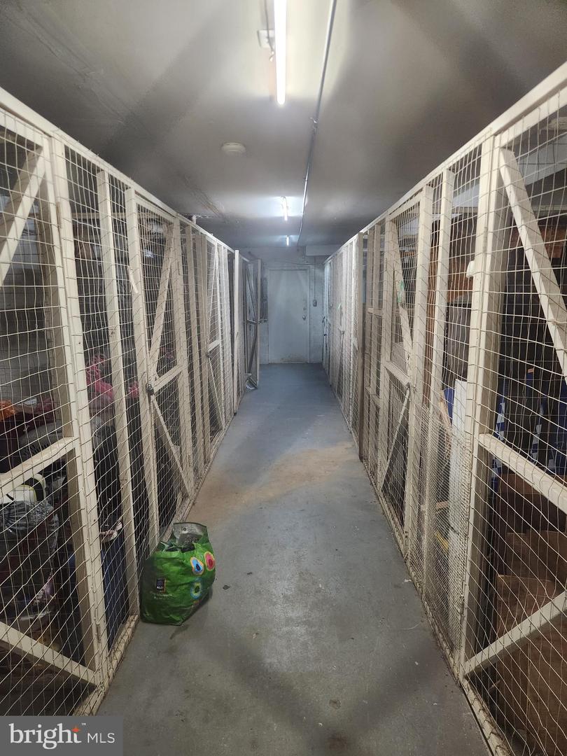 4367 AMERICANA DR #11, ANNANDALE, Virginia 22003, 2 Bedrooms Bedrooms, ,1 BathroomBathrooms,Residential,For sale,4367 AMERICANA DR #11,VAFX2291452 MLS # VAFX2291452 4367 AMERICANA DR #11, ANNANDALE, Virginia 22003, 2 Bedrooms Bedrooms, ,1 BathroomBathrooms,Residential,For sale,4367 AMERICANA DR #11,VAFX2291452 MLS # VAFX2291452