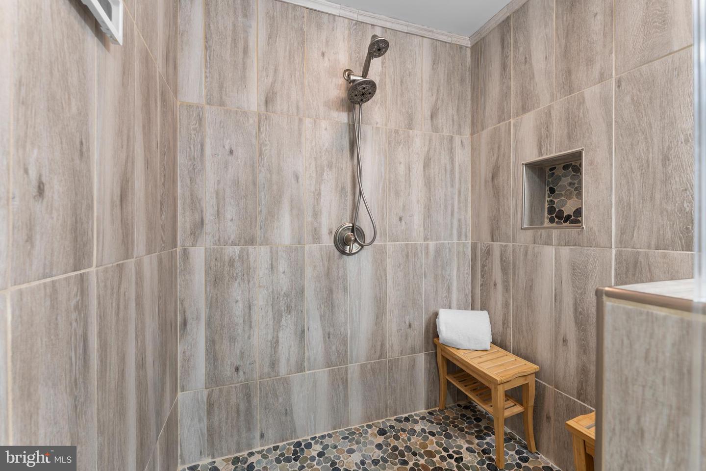 19483 MEADOWVALE CT, CULPEPER, Virginia 22701, 3 Bedrooms Bedrooms, ,3 BathroomsBathrooms,Residential,For sale,19483 MEADOWVALE CT,VACU2012690 MLS # VACU2012690