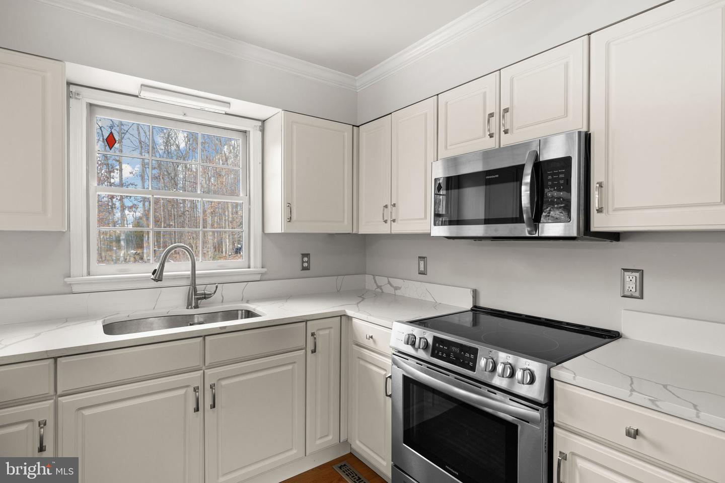 706 STONEWALL LN, FREDERICKSBURG, Virginia 22407, 6 Bedrooms Bedrooms, ,4 BathroomsBathrooms,Residential,For sale,706 STONEWALL LN,VASP2039340 MLS # VASP2039340