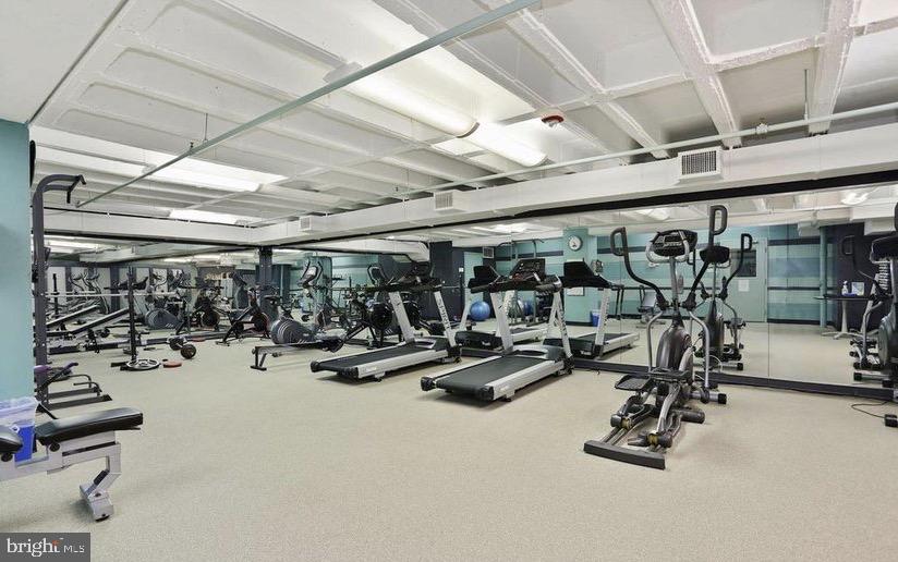 1101 3RD ST SW #111, WASHINGTON, District Of Columbia 20024, 1 Bedroom Bedrooms, ,1 BathroomBathrooms,Residential,For sale,1101 3RD ST SW #111,DCDC2246520 MLS # DCDC2246520