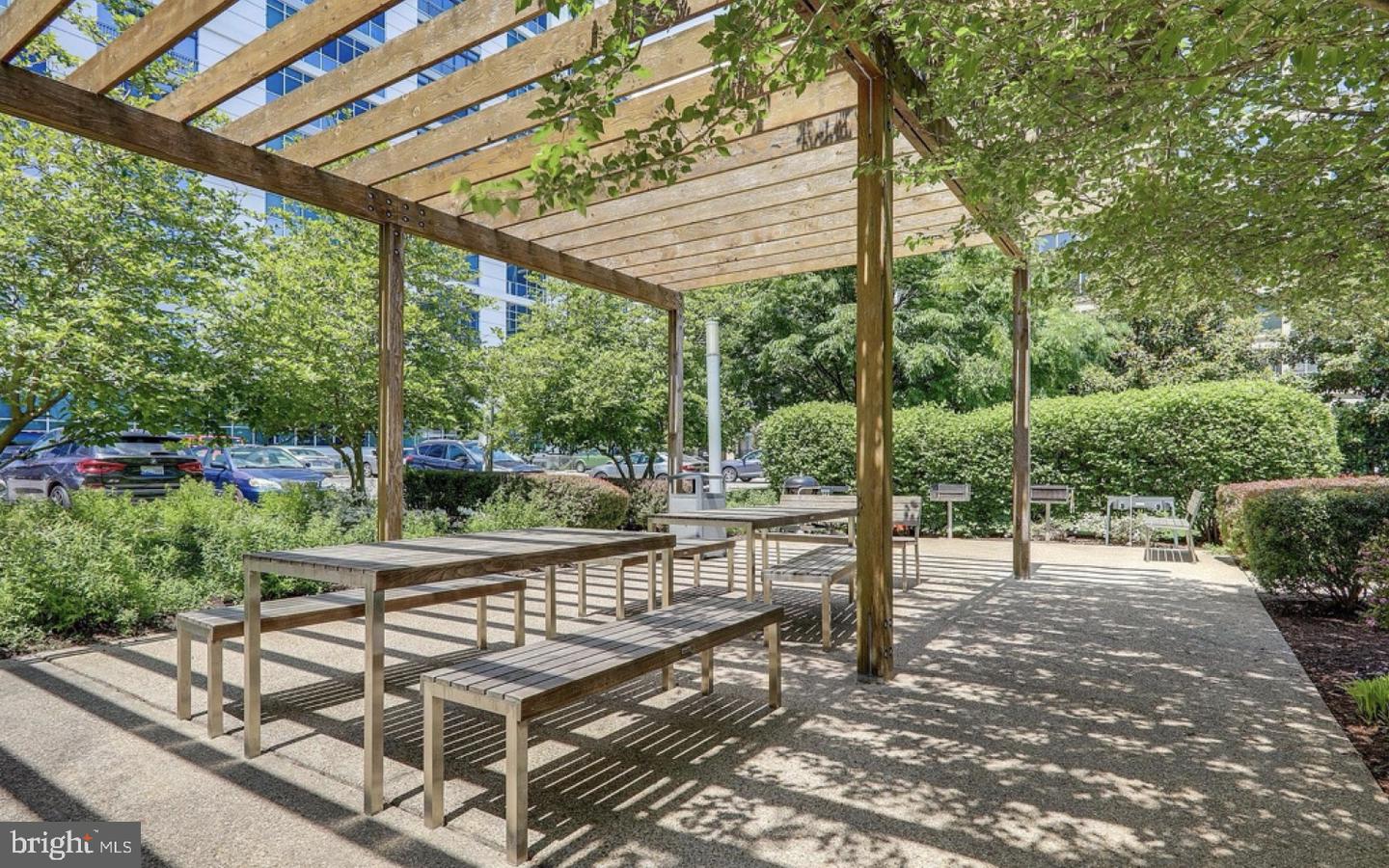 1101 3RD ST SW #111, WASHINGTON, District Of Columbia 20024, 1 Bedroom Bedrooms, ,1 BathroomBathrooms,Residential,For sale,1101 3RD ST SW #111,DCDC2246520 MLS # DCDC2246520