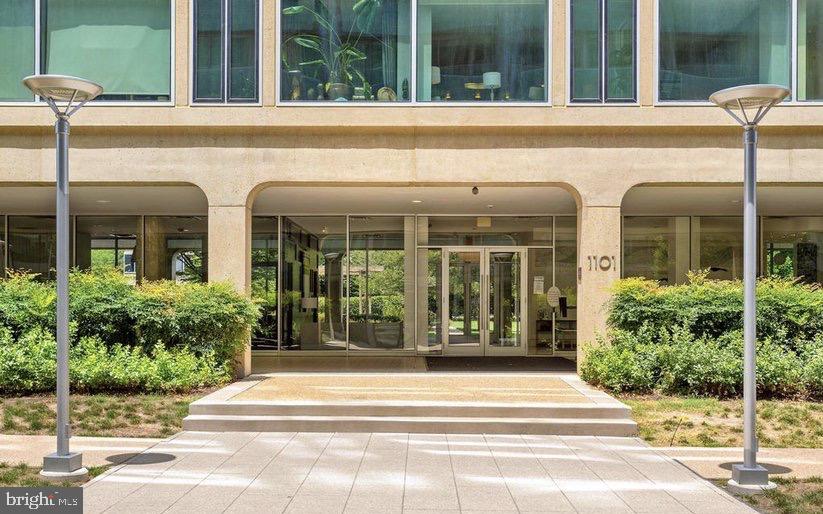 1101 3RD ST SW #111, WASHINGTON, District Of Columbia 20024, 1 Bedroom Bedrooms, ,1 BathroomBathrooms,Residential,For sale,1101 3RD ST SW #111,DCDC2246520 MLS # DCDC2246520