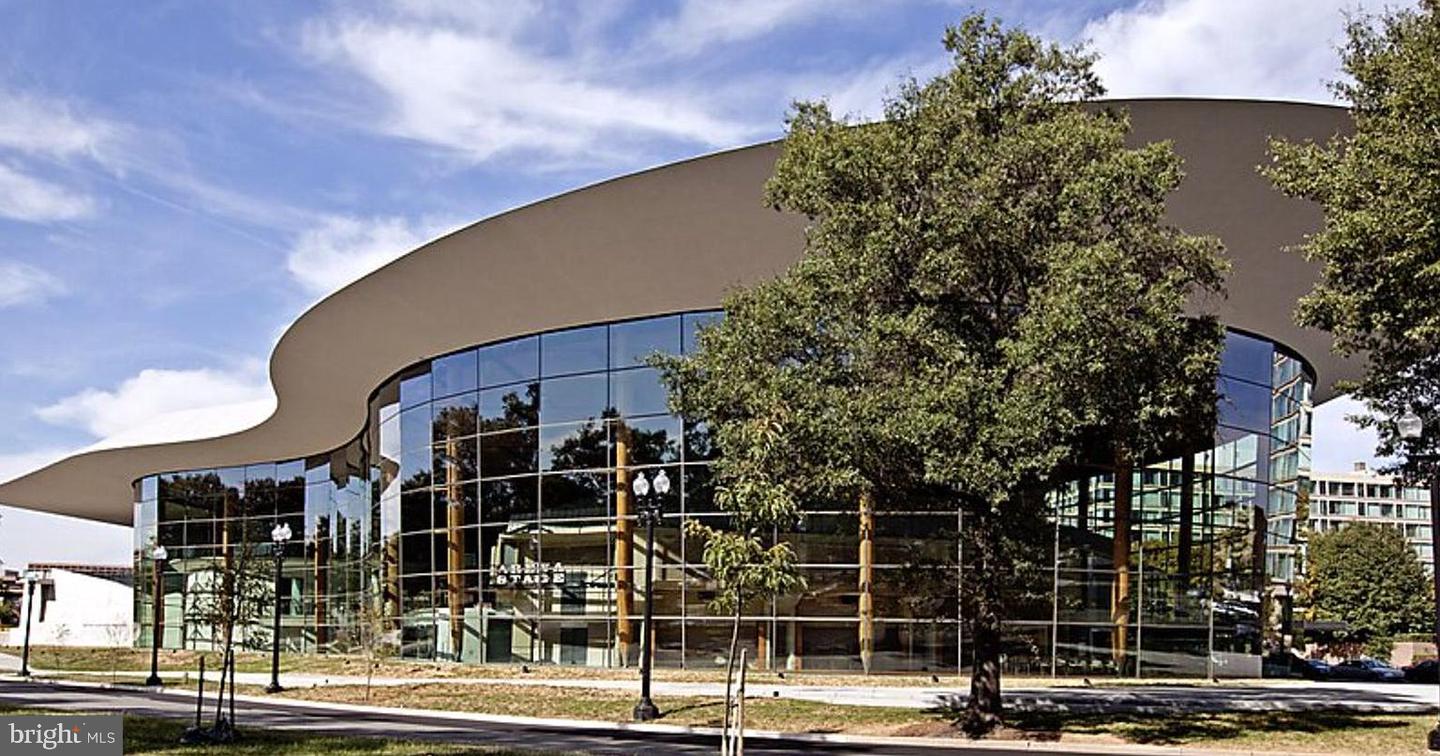 1101 3RD ST SW #111, WASHINGTON, District Of Columbia 20024, 1 Bedroom Bedrooms, ,1 BathroomBathrooms,Residential,For sale,1101 3RD ST SW #111,DCDC2246520 MLS # DCDC2246520