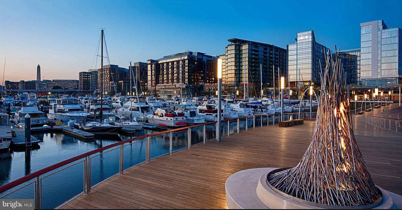 1101 3RD ST SW #111, WASHINGTON, District Of Columbia 20024, 1 Bedroom Bedrooms, ,1 BathroomBathrooms,Residential,For sale,1101 3RD ST SW #111,DCDC2246520 MLS # DCDC2246520