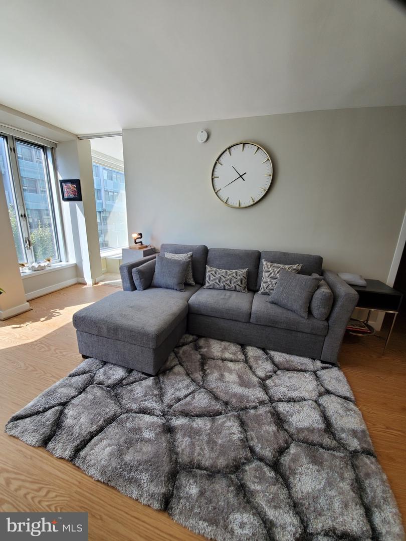 1101 3RD ST SW #111, WASHINGTON, District Of Columbia 20024, 1 Bedroom Bedrooms, ,1 BathroomBathrooms,Residential,For sale,1101 3RD ST SW #111,DCDC2246520 MLS # DCDC2246520