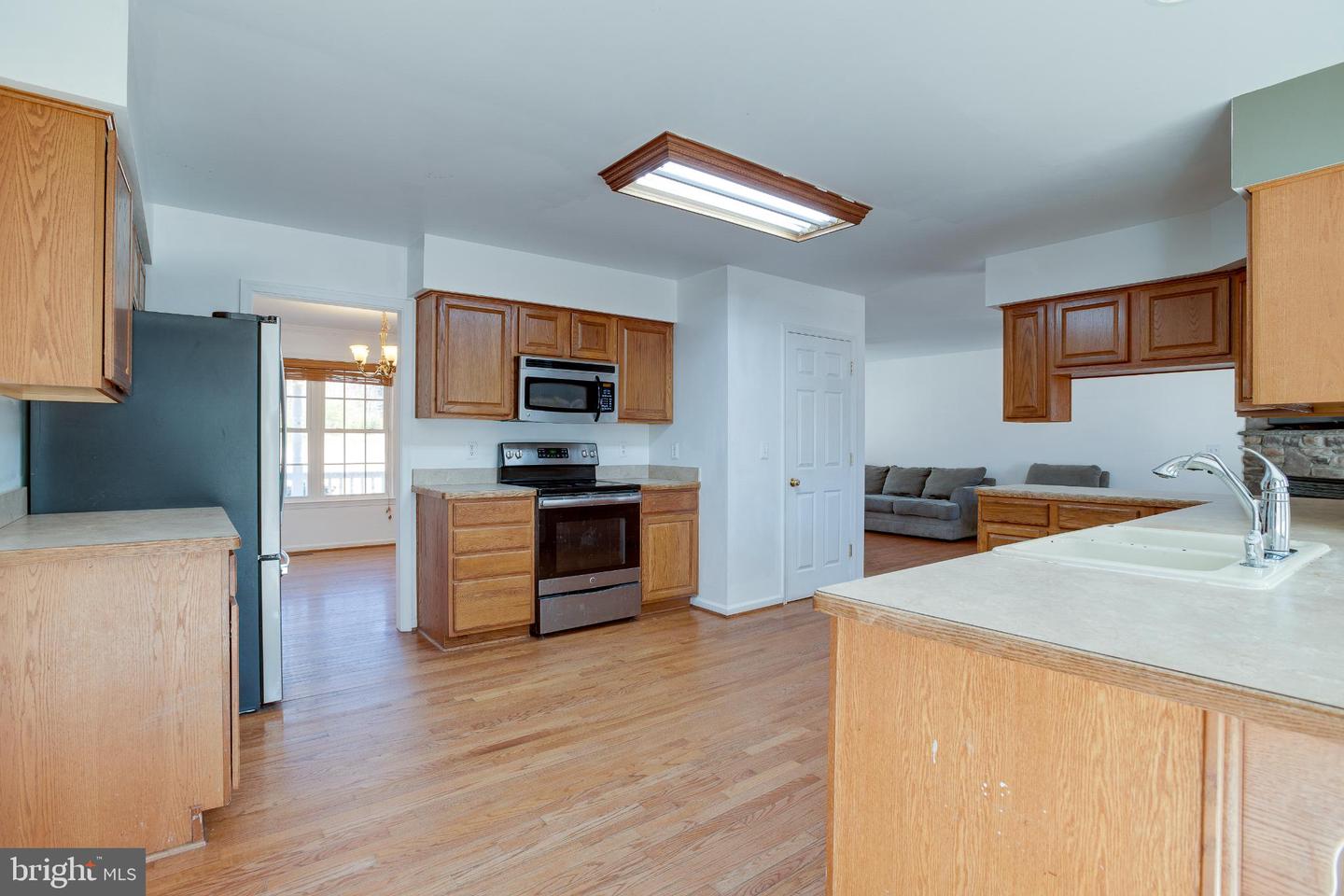 12808 WOODCREST WAY, SPOTSYLVANIA, Virginia 22551, 4 Bedrooms Bedrooms, 12 Rooms Rooms,2 BathroomsBathrooms,Residential,For sale,12808 WOODCREST WAY,VASP2039342 MLS # VASP2039342