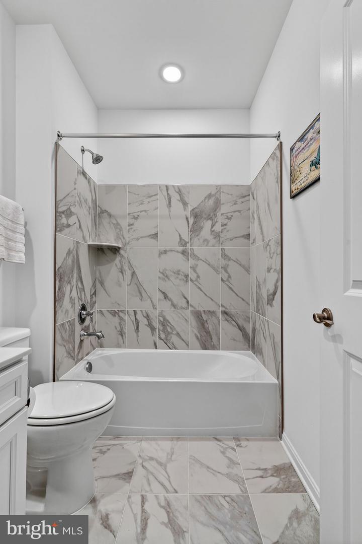 13970 ENGLEFIELD DR, WOODBRIDGE, Virginia 22193, 2 Bedrooms Bedrooms, ,2 BathroomsBathrooms,Residential,For sale,13970 ENGLEFIELD DR,VAPW2112666 MLS # VAPW2112666