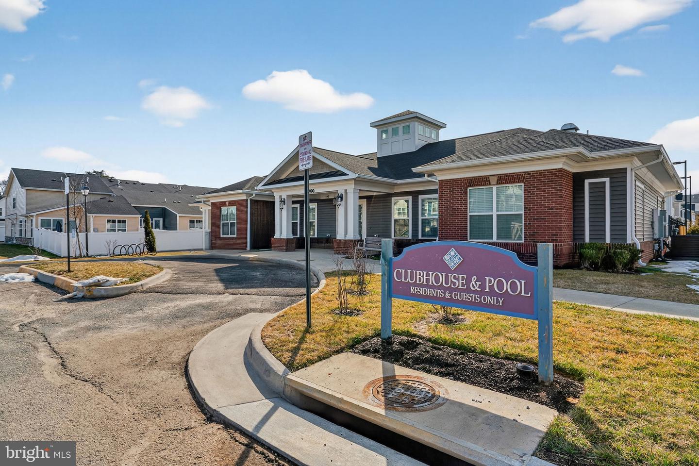 13970 ENGLEFIELD DR, WOODBRIDGE, Virginia 22193, 2 Bedrooms Bedrooms, ,2 BathroomsBathrooms,Residential,For sale,13970 ENGLEFIELD DR,VAPW2112666 MLS # VAPW2112666