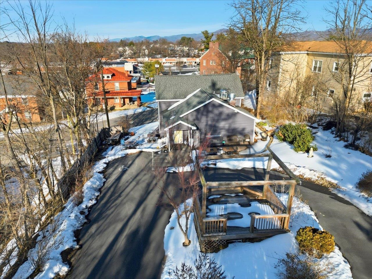 908 W MAIN ST, WAYNESBORO, Virginia 22980, ,Commercial,908 W MAIN ST,673365 MLS # 673365 908 W MAIN ST, WAYNESBORO, Virginia 22980, ,Commercial,908 W MAIN ST,673365 MLS # 673365