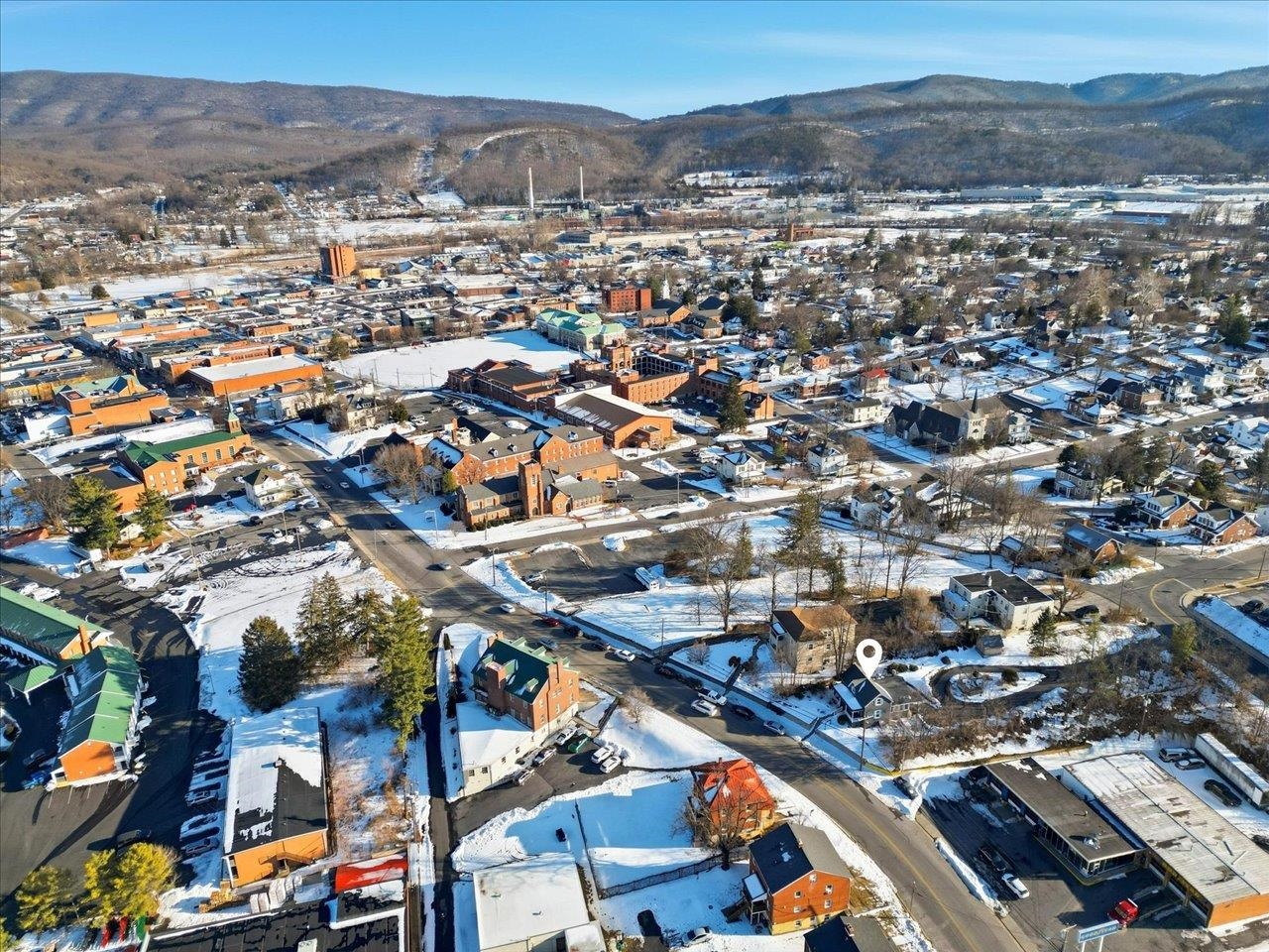 908 W MAIN ST, WAYNESBORO, Virginia 22980, ,Commercial,908 W MAIN ST,673365 MLS # 673365 908 W MAIN ST, WAYNESBORO, Virginia 22980, ,Commercial,908 W MAIN ST,673365 MLS # 673365