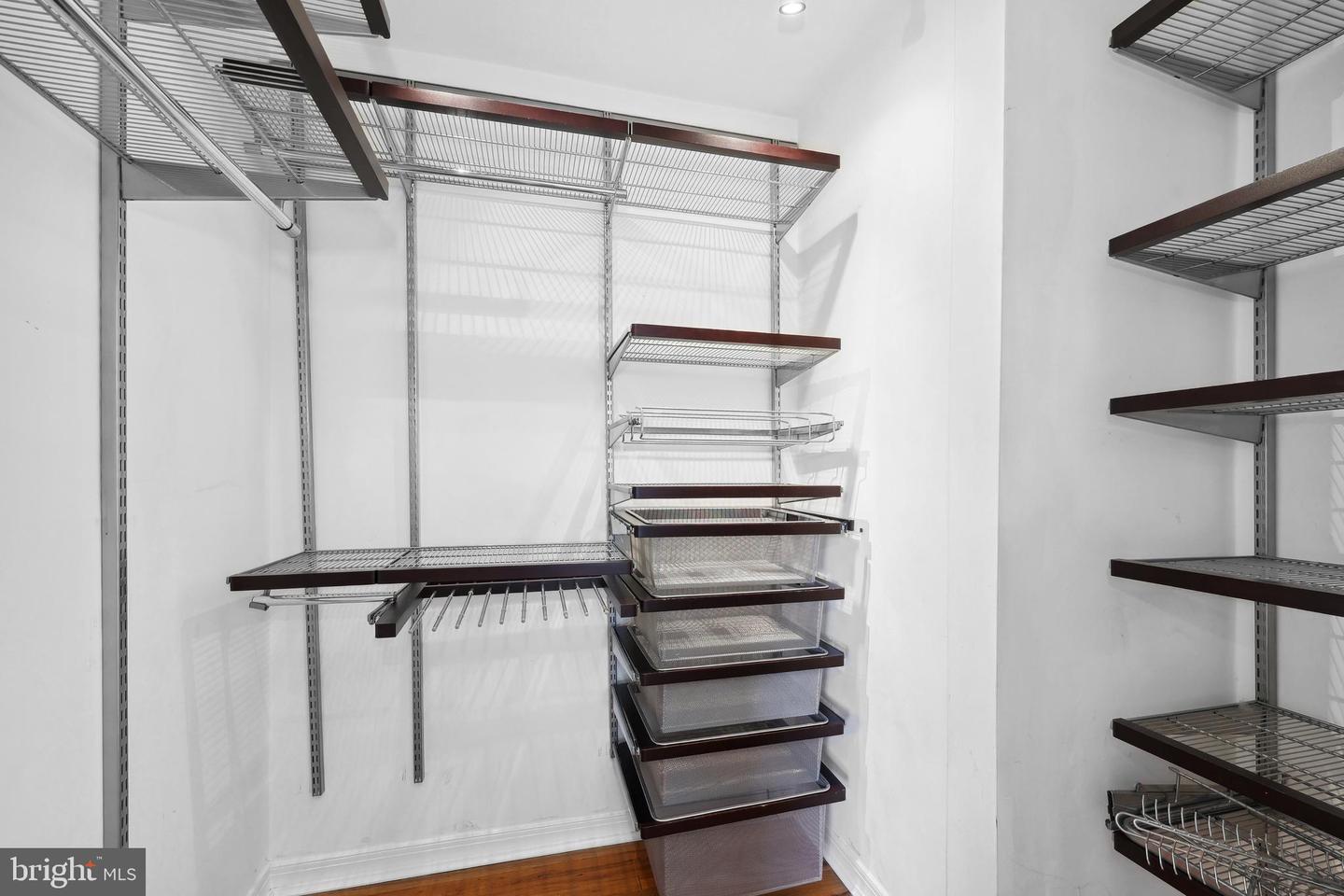 2600 16TH ST S #711, ARLINGTON, Virginia 22204, 1 Bedroom Bedrooms, ,1 BathroomBathrooms,Residential,For sale,2600 16TH ST S #711,VAAR2057444 MLS # VAAR2057444