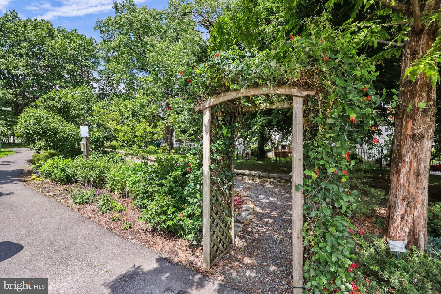 2600 16TH ST S #711, ARLINGTON, Virginia 22204, 1 Bedroom Bedrooms, ,1 BathroomBathrooms,Residential,For sale,2600 16TH ST S #711,VAAR2057444 MLS # VAAR2057444